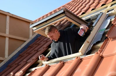 Pose de fenêtres de toit Velux à Tocqueville
